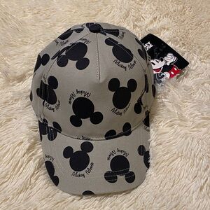 Disney Mickey Mouse black and gray hat, NWT. One size fits most.